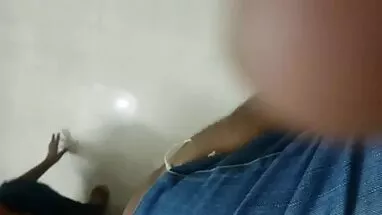 KIRMIZI, BEYAZ, porno yerli film izle CHARTRUSE PLATFORMU ÜZERİNDE