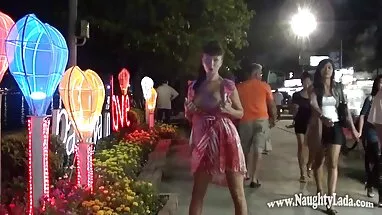 Üçü bunun yerli erotik video yerine cinsel maceralar arıyor